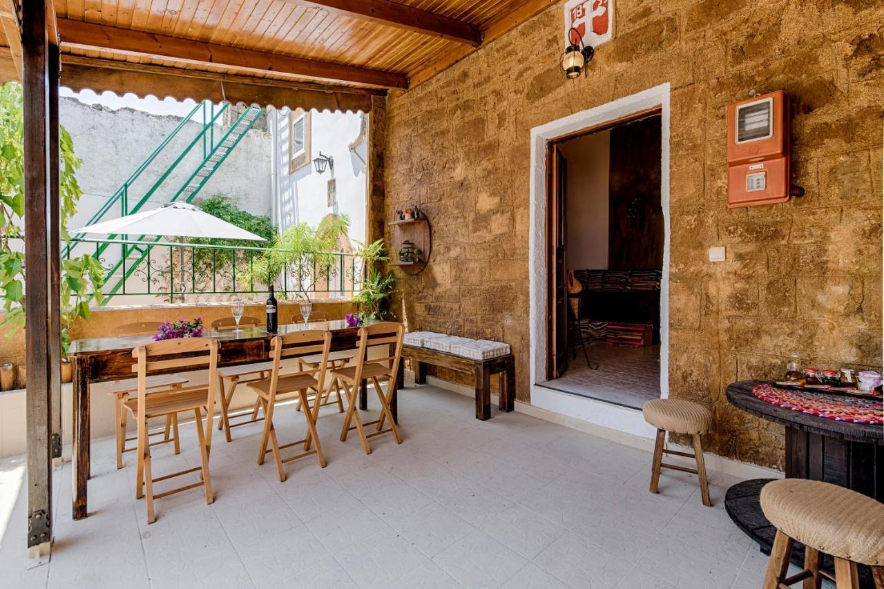 Hara'S Traditional Detached House In Malona Malona Village 외부 사진