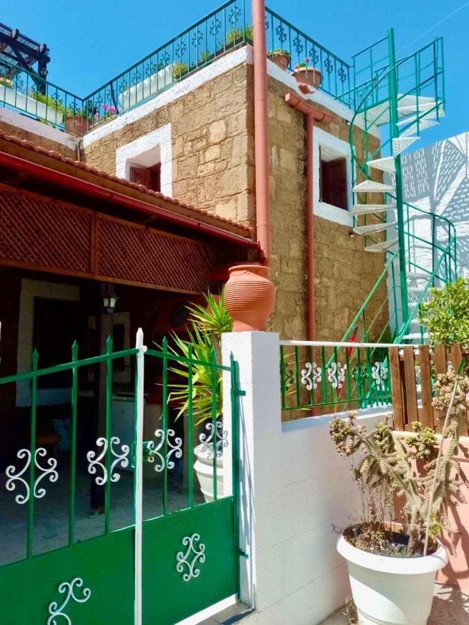 Hara'S Traditional Detached House In Malona Malona Village 외부 사진